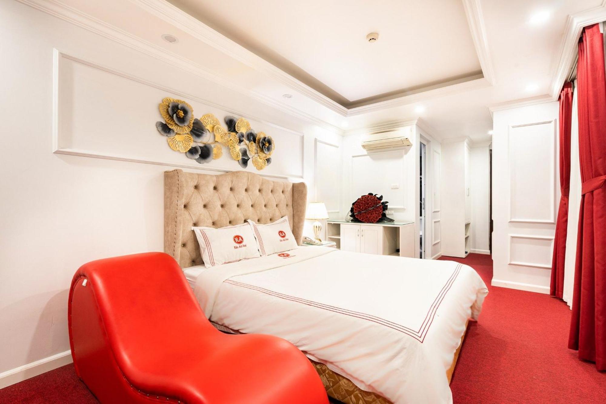 Kieu Anh Hotel - 81 Trung Kinh - By Bay Luxury Hanoi Buitenkant foto