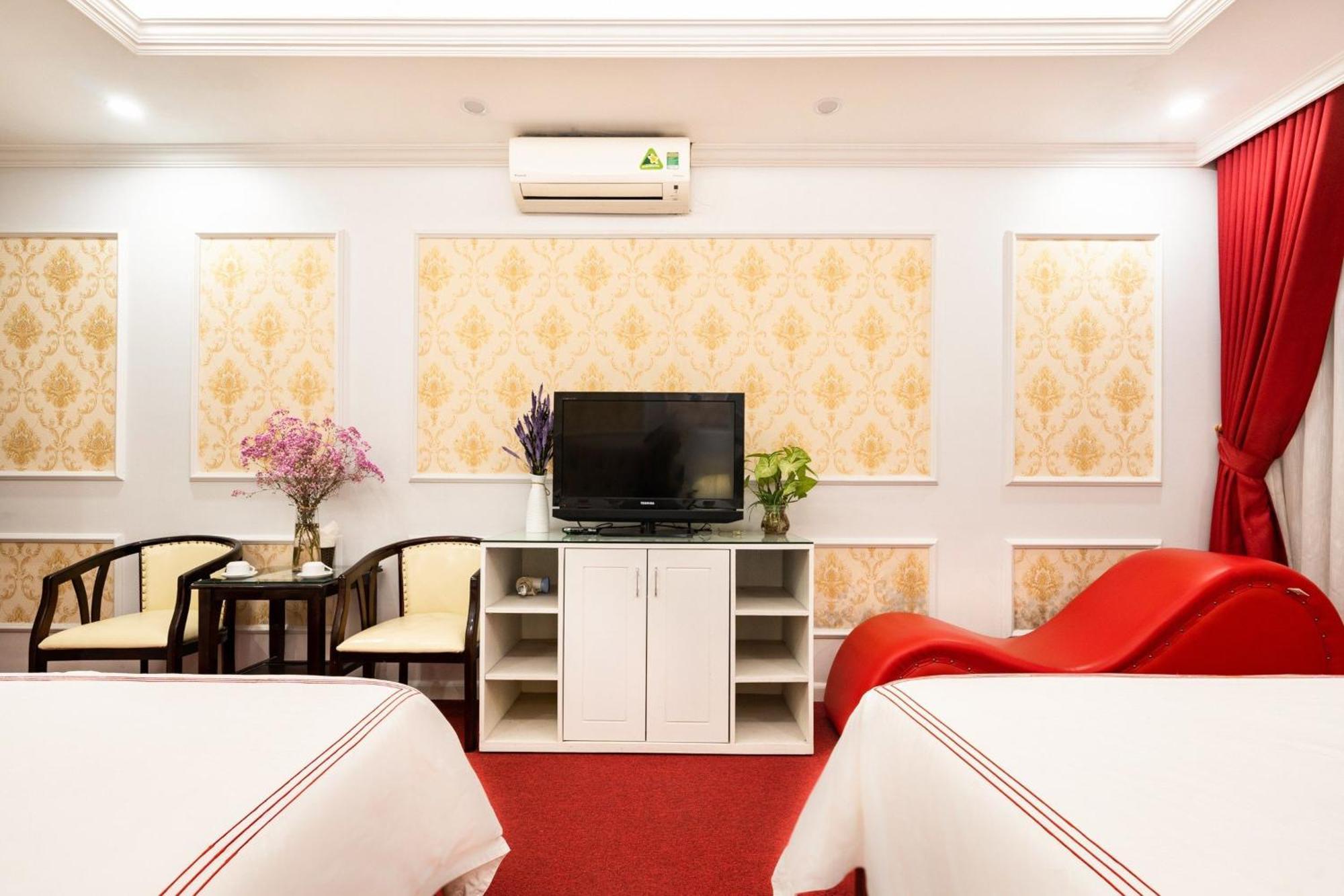 Kieu Anh Hotel - 81 Trung Kinh - By Bay Luxury Hanoi Buitenkant foto