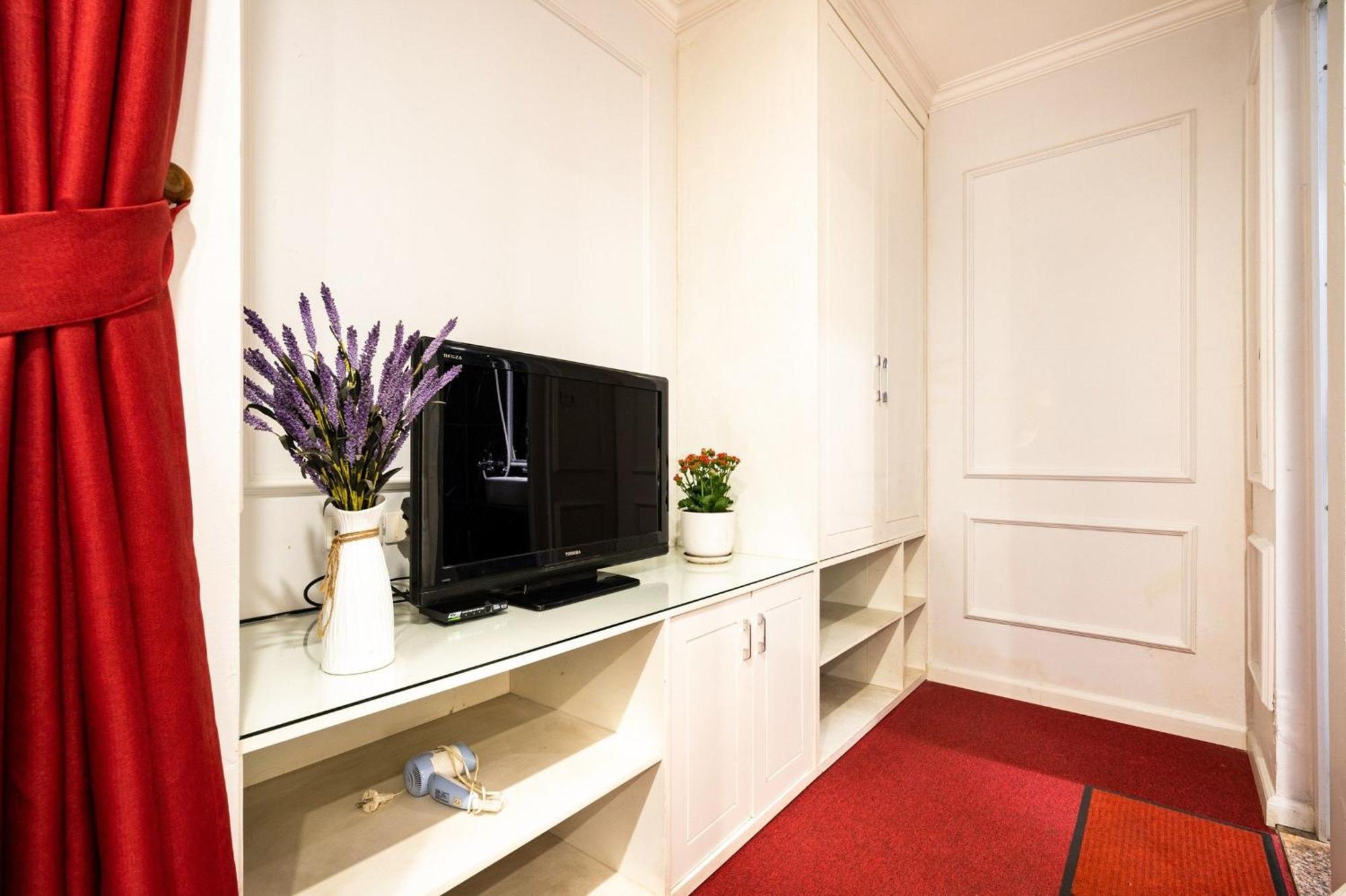 Kieu Anh Hotel - 81 Trung Kinh - By Bay Luxury Hanoi Buitenkant foto
