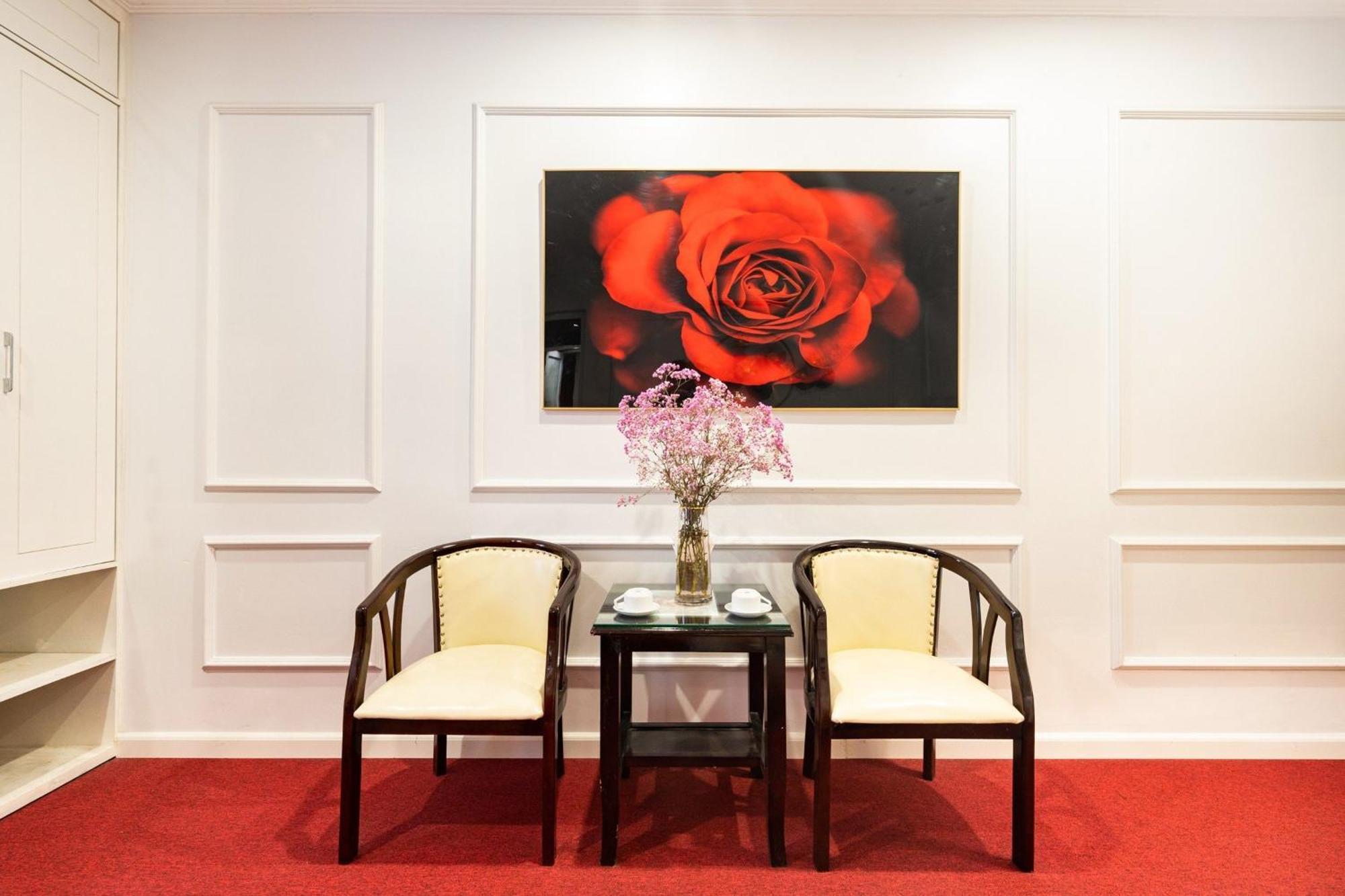 Kieu Anh Hotel - 81 Trung Kinh - By Bay Luxury Hanoi Buitenkant foto