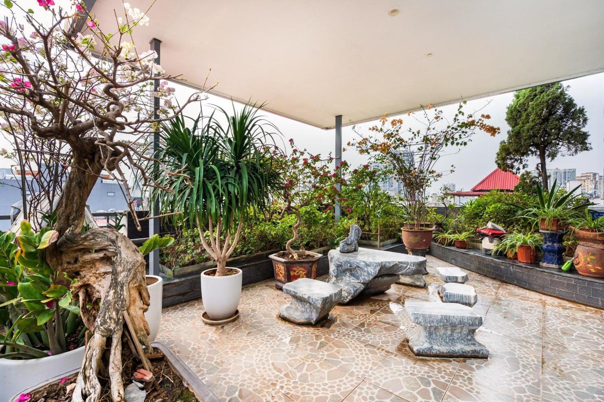 Kieu Anh Hotel - 81 Trung Kinh - By Bay Luxury Hanoi Buitenkant foto