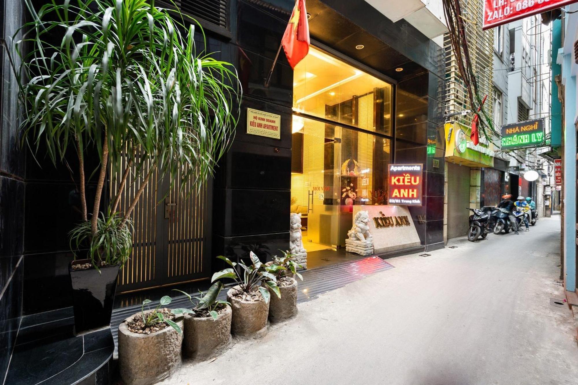 Kieu Anh Hotel - 81 Trung Kinh - By Bay Luxury Hanoi Buitenkant foto