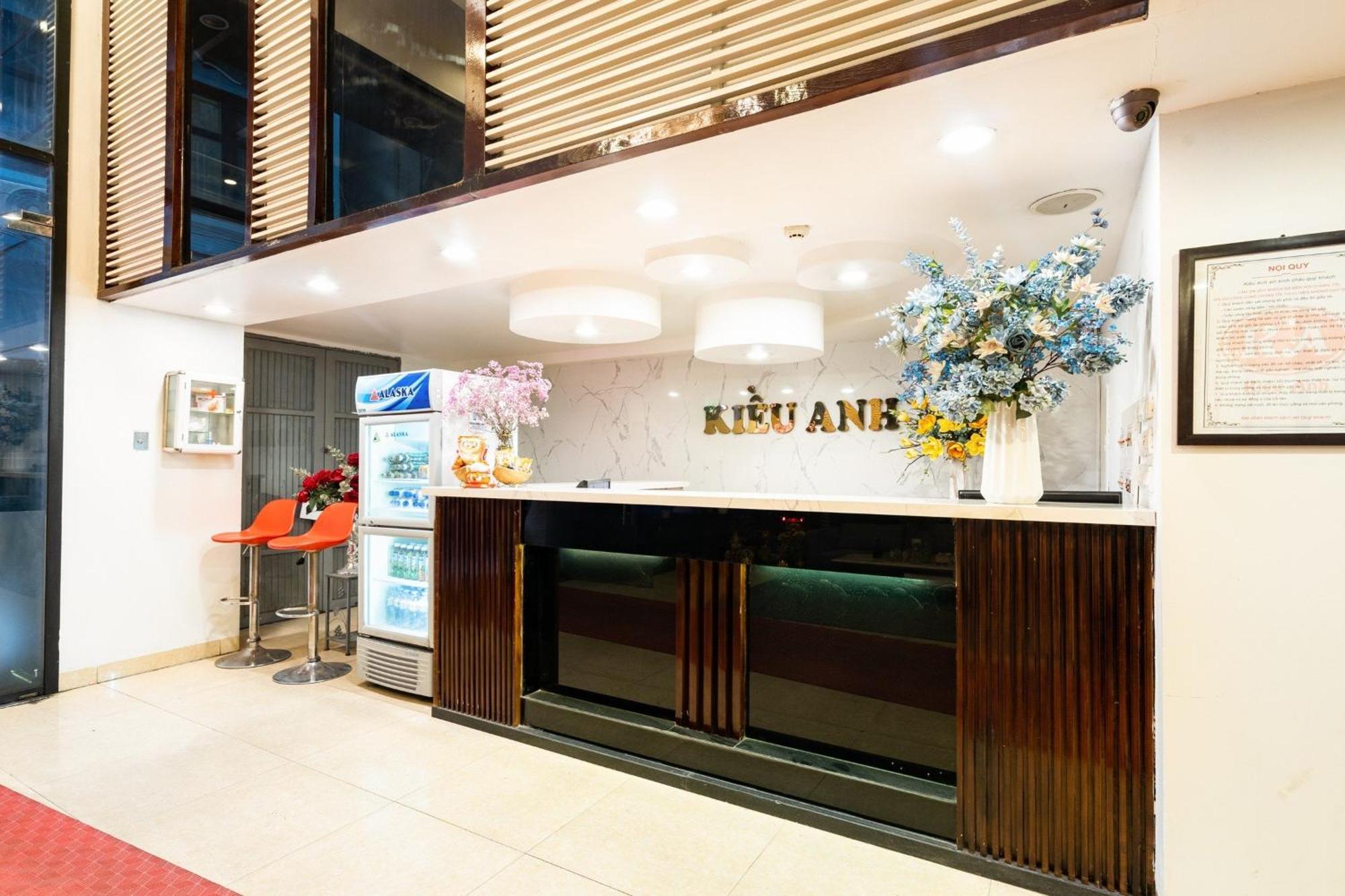 Kieu Anh Hotel - 81 Trung Kinh - By Bay Luxury Hanoi Buitenkant foto