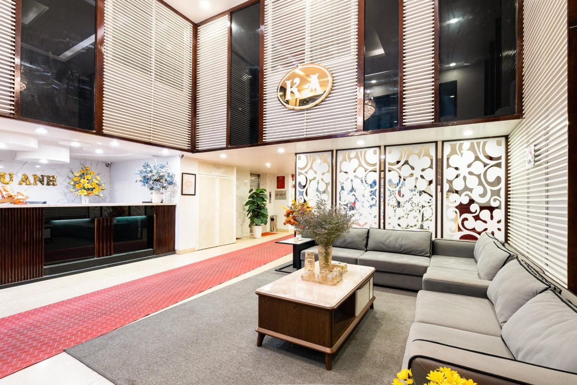 Kieu Anh Hotel - 81 Trung Kinh - By Bay Luxury Hanoi Buitenkant foto